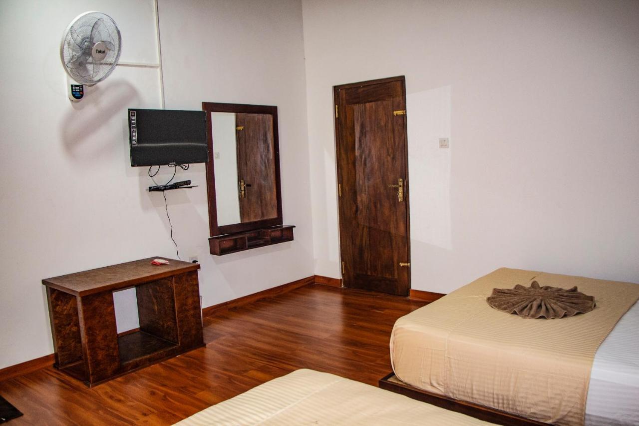 Canal'S Edge Negombo Exterior foto